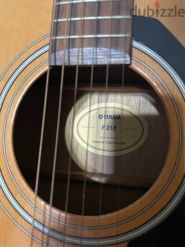 yamha f310 accoustic guitar 2