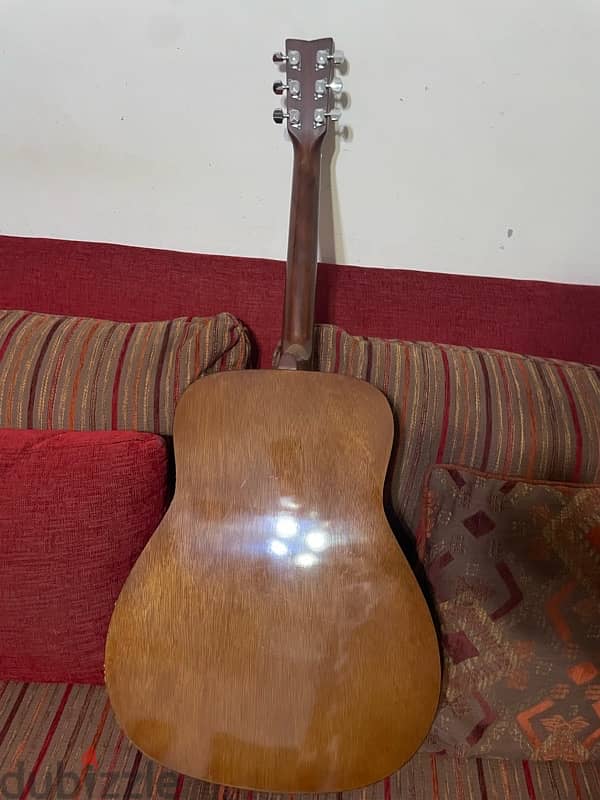 yamha f310 accoustic guitar 3