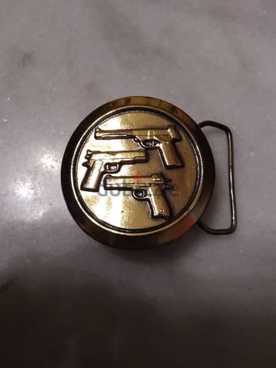 Belt buckle