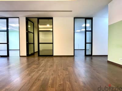 JH25-3836 Office 210m for rent in Downtown, $ 3,000 cash