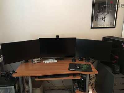 3 Monitors