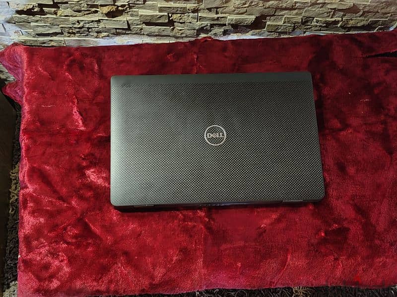 Dell Latitude 7420 9