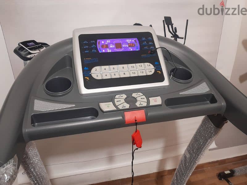 treadmill fitness automatic anicline  2hp motor power 4