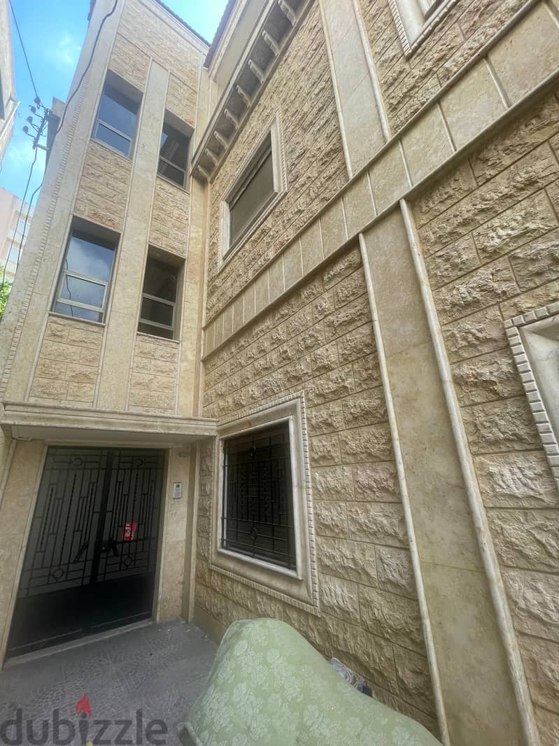 Building For Sale in Jal el Dib 1