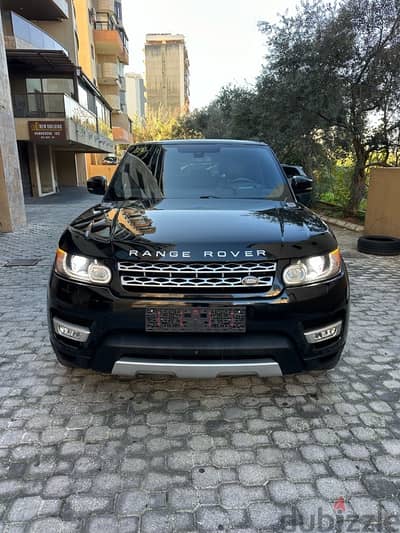 Range Rover Sport HSE V6 2016 black on black (clean carfax-79k miles)