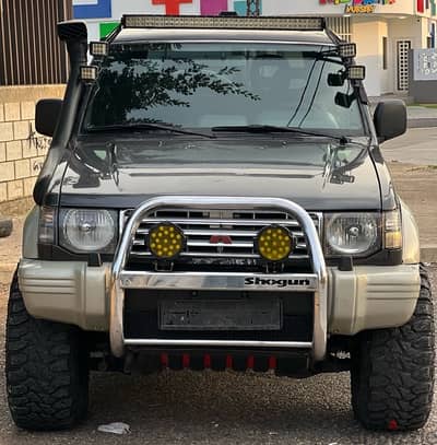 Mitsubishi Pajero 1995