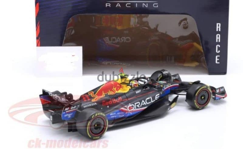 S. Perez Red Bull RB19 (GP USA 2023) diecast car model 1;18. 4