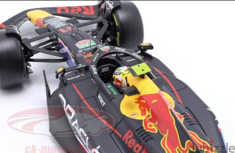 S. Perez Red Bull RB19 (GP USA 2023) diecast car model 1;18. 5