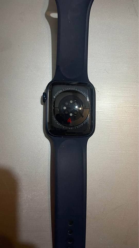 Apple watche series 6 44 mm with box and everything 1