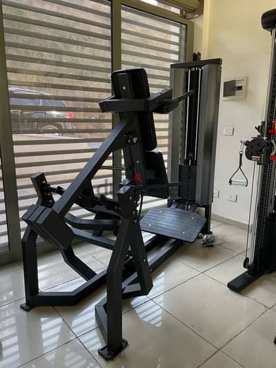 ST fitness Squat machine