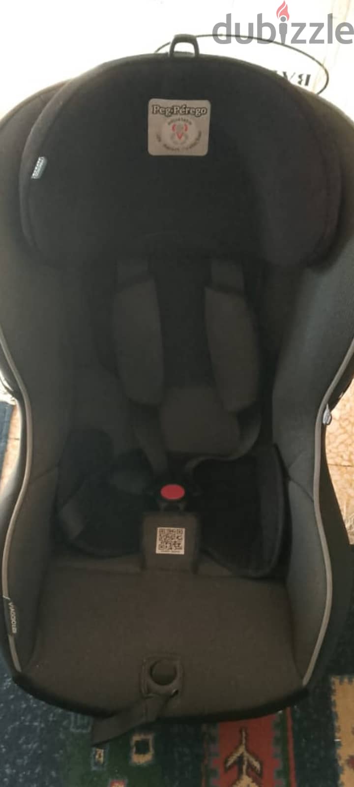 Peg perego carseat viagio switchable like new free delivery 2