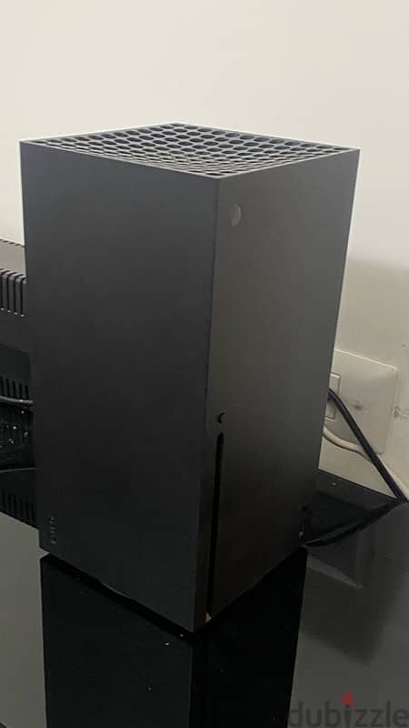 very clean xbox series x with forza delux edition bundle 3