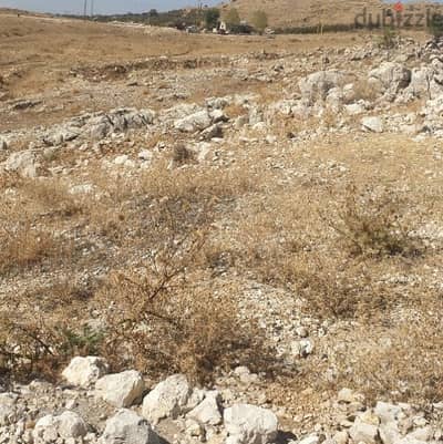 675m2 Land for sale in Zaarour,metn عقار للبيع في الزعرور،المتن