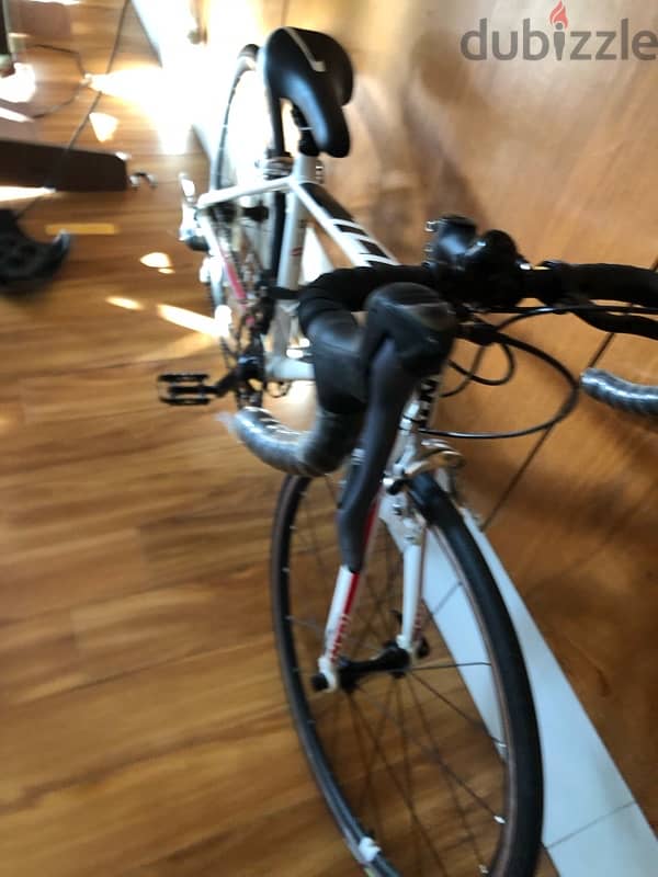 Giant road bike 24 “ 2