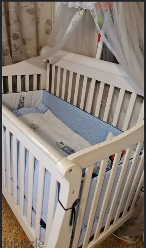 Wood baby Bed+mattress 1