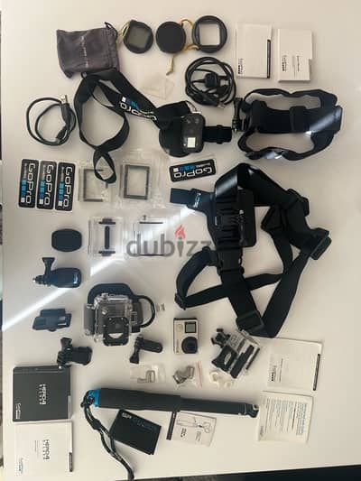 GoPro Hero 4 + Full Kit - Excellent Condition