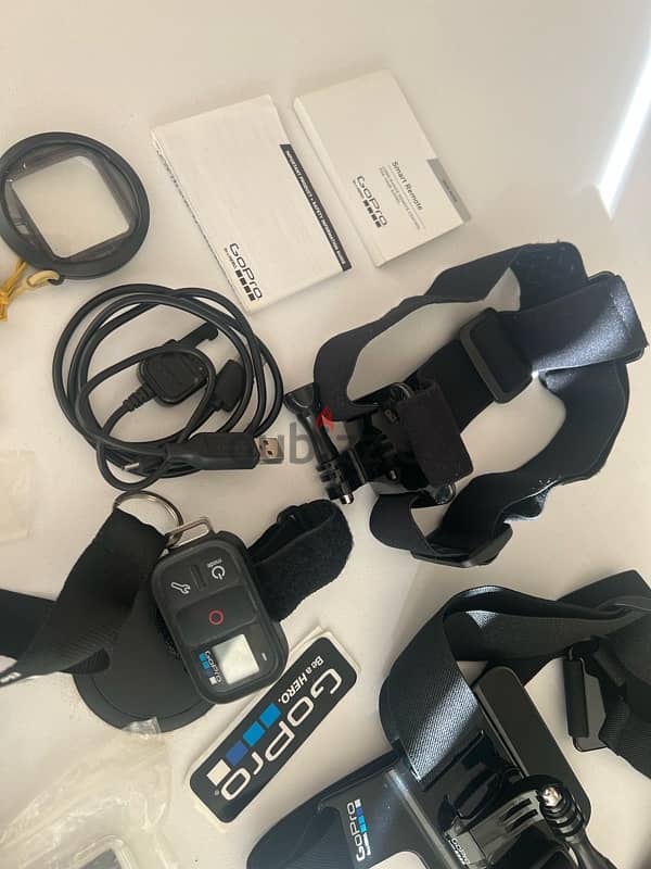 GoPro Hero 4 + Full Kit - Excellent Condition 7