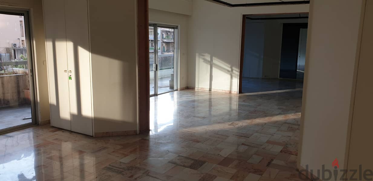 Apartment for sale in Achrafieh شقه للبيع في الاشرفيه 0