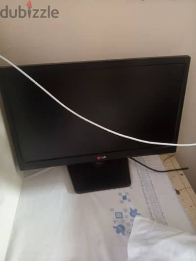 screen 22" LG