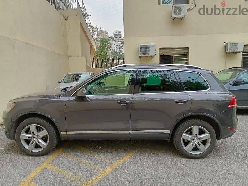 Volkswagen Touareg 2012 0