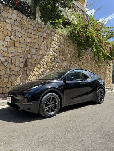 Tesla Model Y RWD 2023