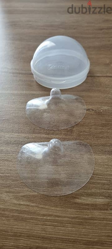 Artificial nipples pads 1