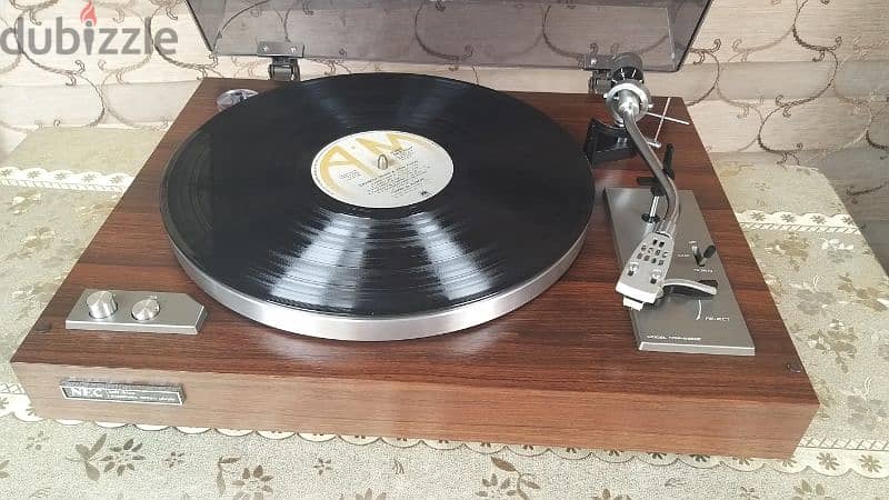 VIntage NEC Record player NSP-5350E 2