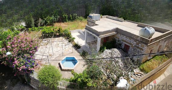 Charming Land and House for Sale in Baabdat