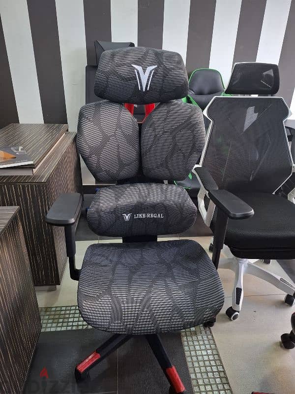 class A gaming chair 2