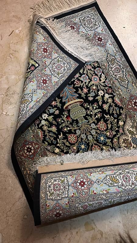 Very Unique Silk Carpet, Hereke Halicilar Dernegi 5