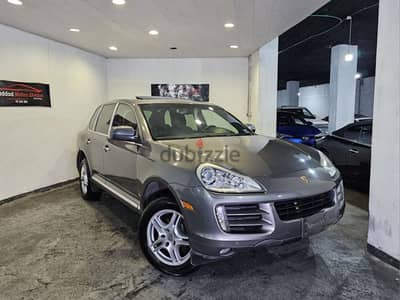 2008 Porsche Cayenne V6 Grey/Black Clean Carfax Like New!