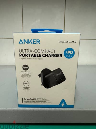 Anker ultra-compact portable usb-c charger 3pin powerport III 20w cub