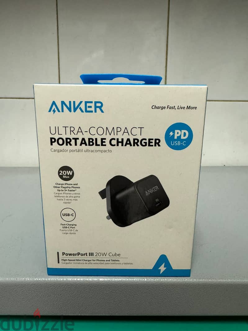 Anker ultra-compact portable usb-c charger 3pin powerport III 20w cub 0