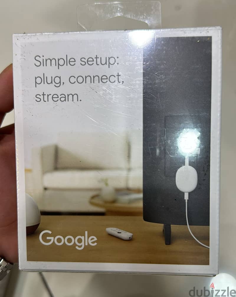 Google chromecast with google tv 4k white 1