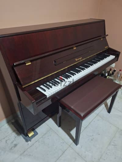 piano niemeyer Germany like new tuning warranty 3 pedal