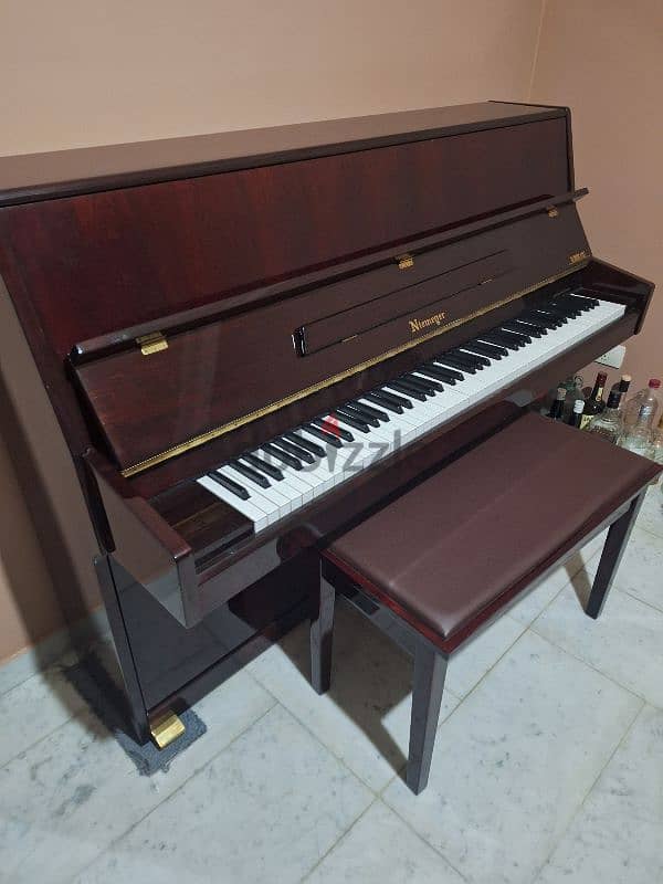 piano niemeyer Germany like new tuning warranty 3 pedal 0