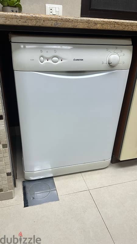 Ariston dishwasher 0