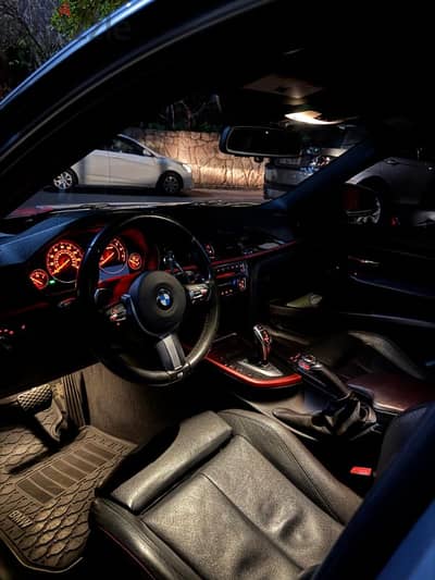 BMW 3-Series 2012