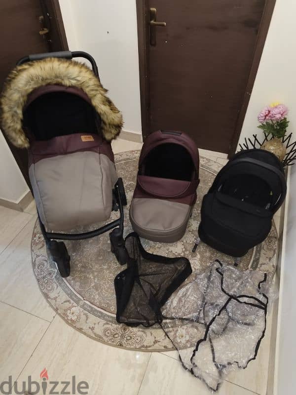 Barely used full set stroller & Bed 1