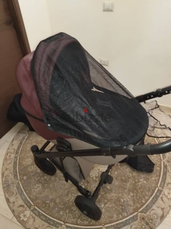 Barely used full set stroller & Bed 5