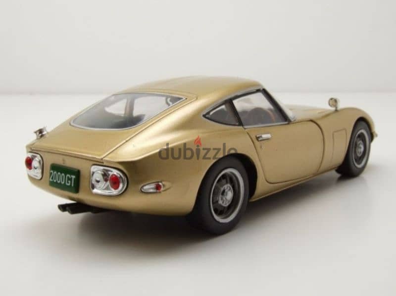 Toyota 2000,-GT (1967) diecast car model 1:24 3