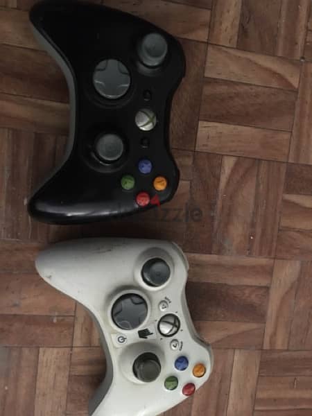 2 Xbox controller for sale 0