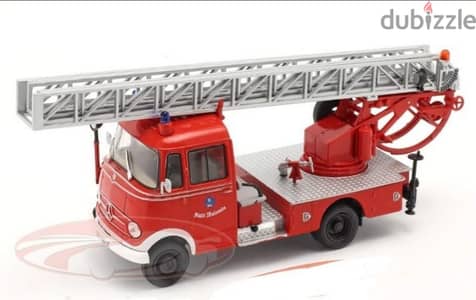 Mercedes L319 Fire Truck diecast car model 1;43.