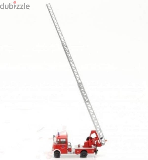 Mercedes L319 Fire Truck diecast car model 1;43. 5