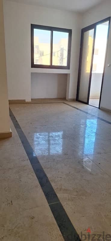 For Sale: Apartment in Zakrit