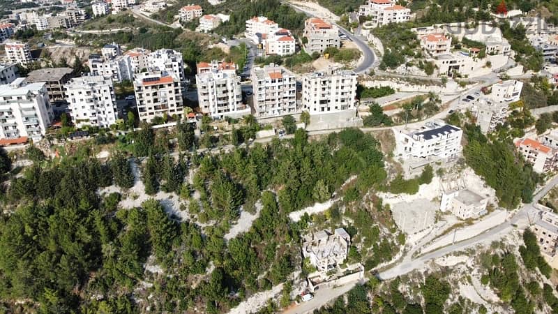 Land for Sale in Blat-Jbeil (مع رخصة بناء جاهزة) 1