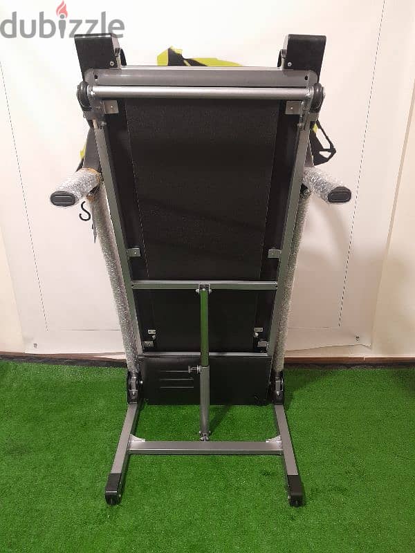 cx8 treadmill 2,5 hp motor 4