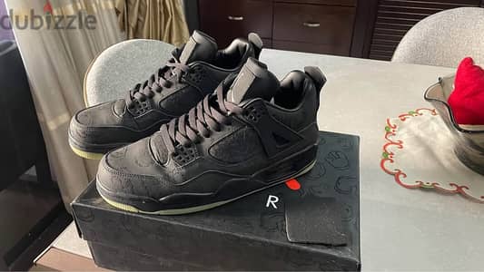 nike air jordan 4 kaws (black edition )