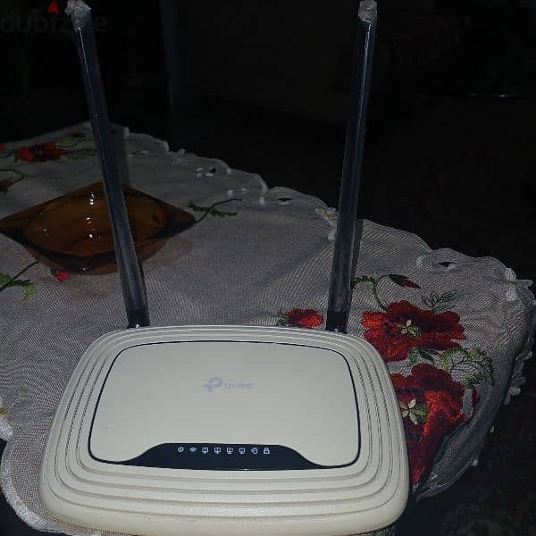 Tp link router like new for sale 1