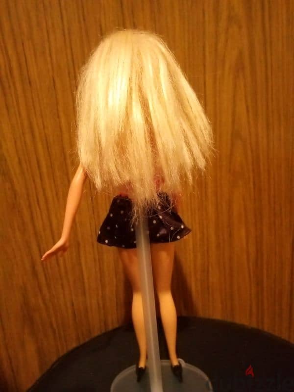 Barbie Mattel Still as new doll 2005 Bend legs wearing +Shoes=18$ 2